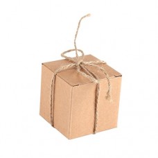 50Pcs Boîte de papier Kraft à Biscuit Bonbon Chocolat Vintage DIY à main cadeau Boîtes de mariage fête avec cordes 5*5*5cm - B076BD53XY